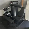 Aparat de forță combinat pentru extensii și flexii de picioare (Leg Extension / Leg Curl)