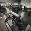 Aparat de forță pentru flexii din șezut - Leg Curl seated